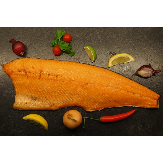 Laxfil&eacute; varmr&ouml;kt 1,2-1,5kg