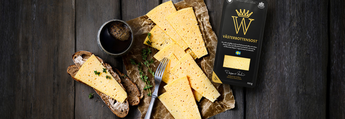 Äntligen! Västerbottensost® färdigskivad | Martin & Servera