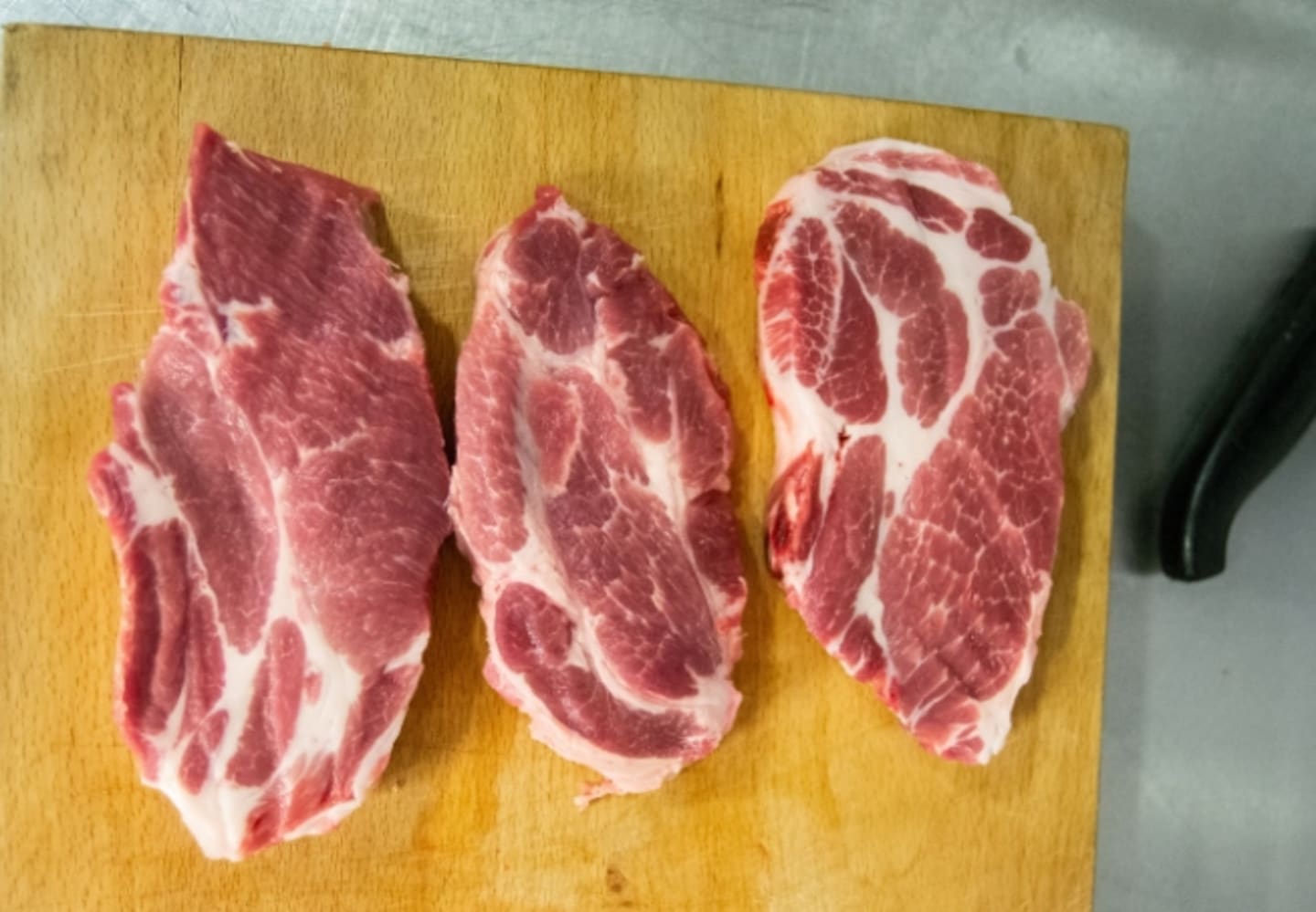 Smaken är fantastisk med djup och härlig fetma och man får en bra balans mellan kött och fett.