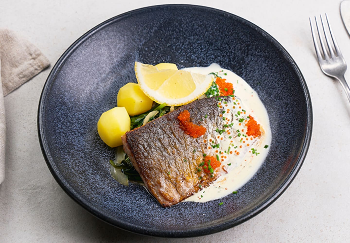 Röding med vitvinssås