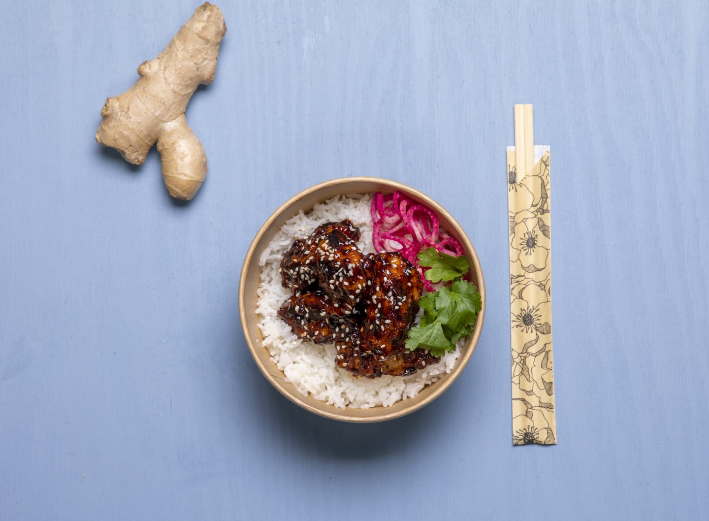 Koreansk friterad kyckling med jasminris