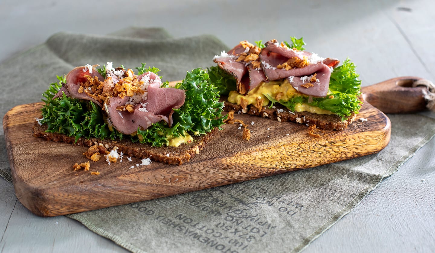 Smörrebröd med rostbiff