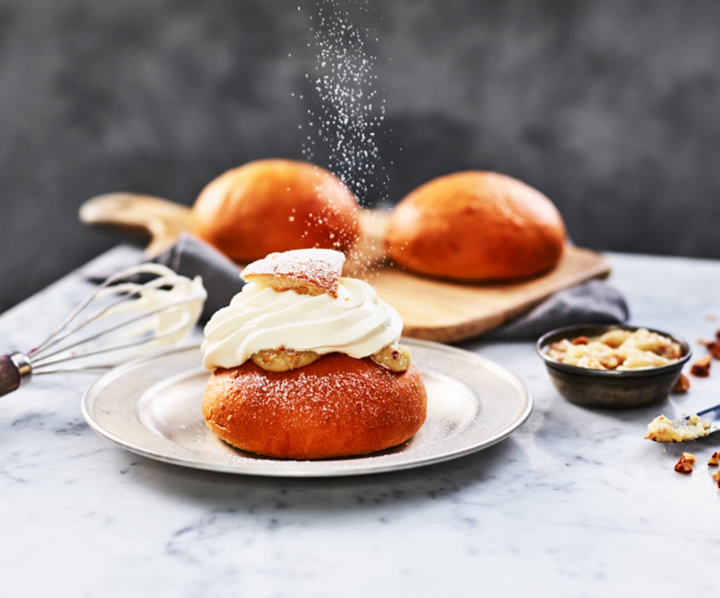 Semla på klassiskt vis