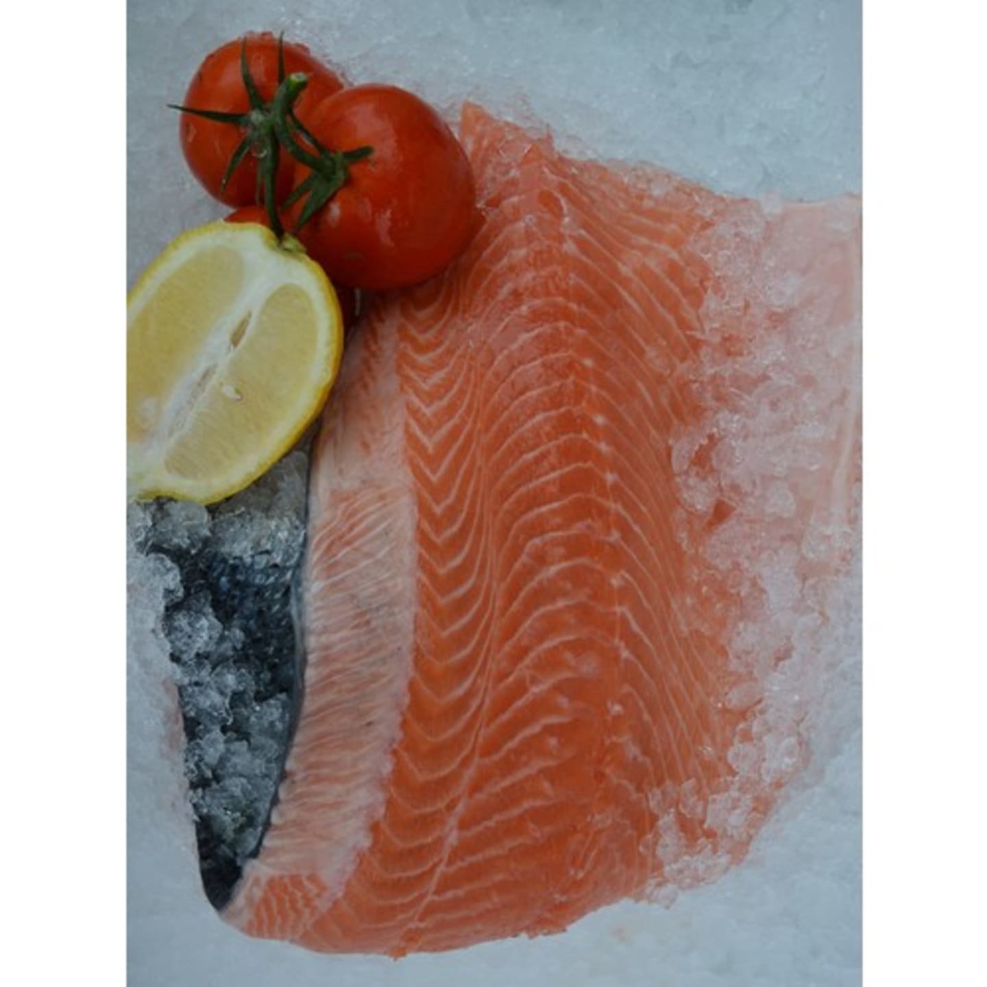Laxfilé med skinn delad MAP 2kg - Bild 1 av 2