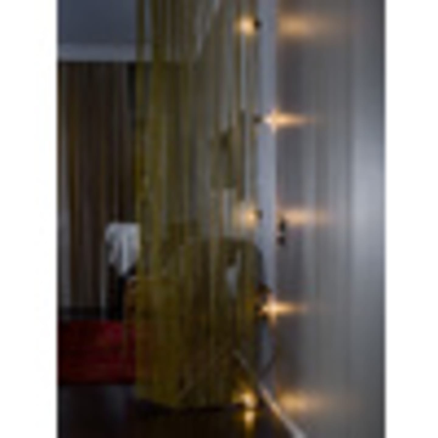 Ljusslinga LED E27 5lamp amber 4xAA 5m - Bild 1 av 4