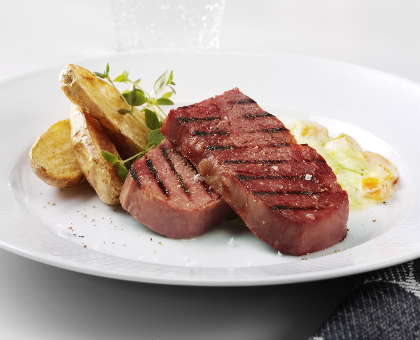 Oxbringa rimmad sous vide ca 2,5kg - Bild 1 av 2