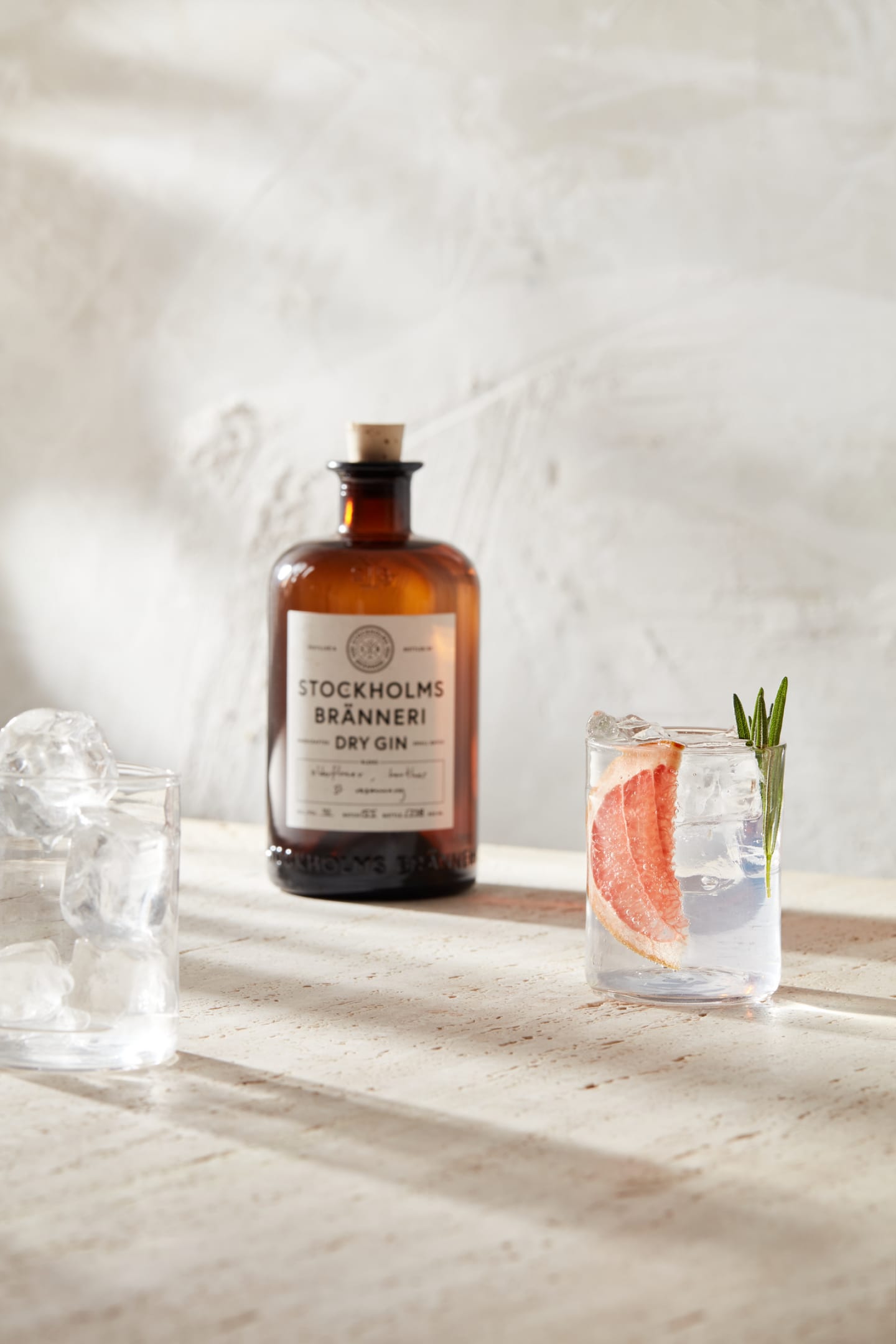 Stockholms Bränneri Dry Gin 50cl - Bild 1 av 3
