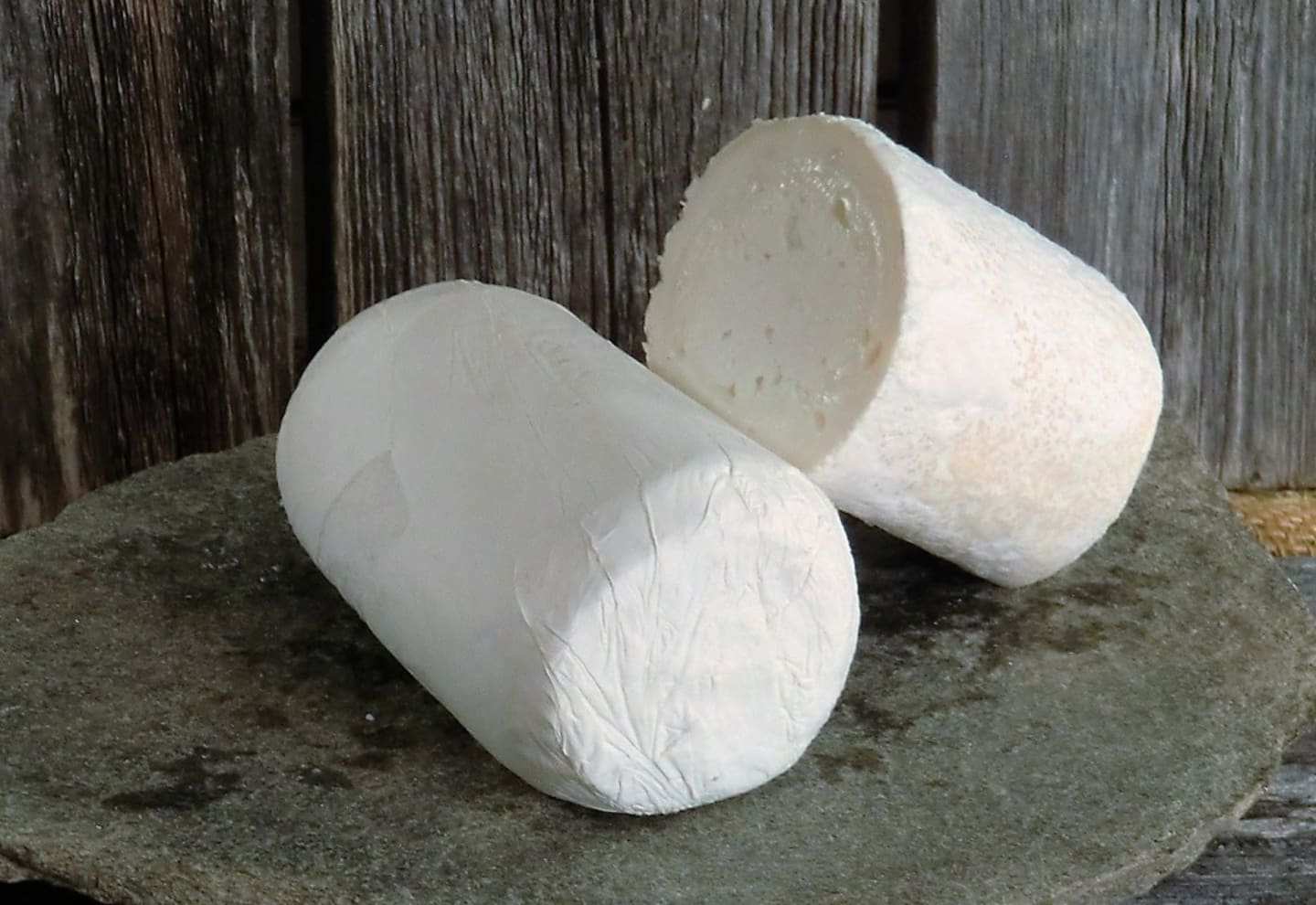Chèvre vitmögel 200g