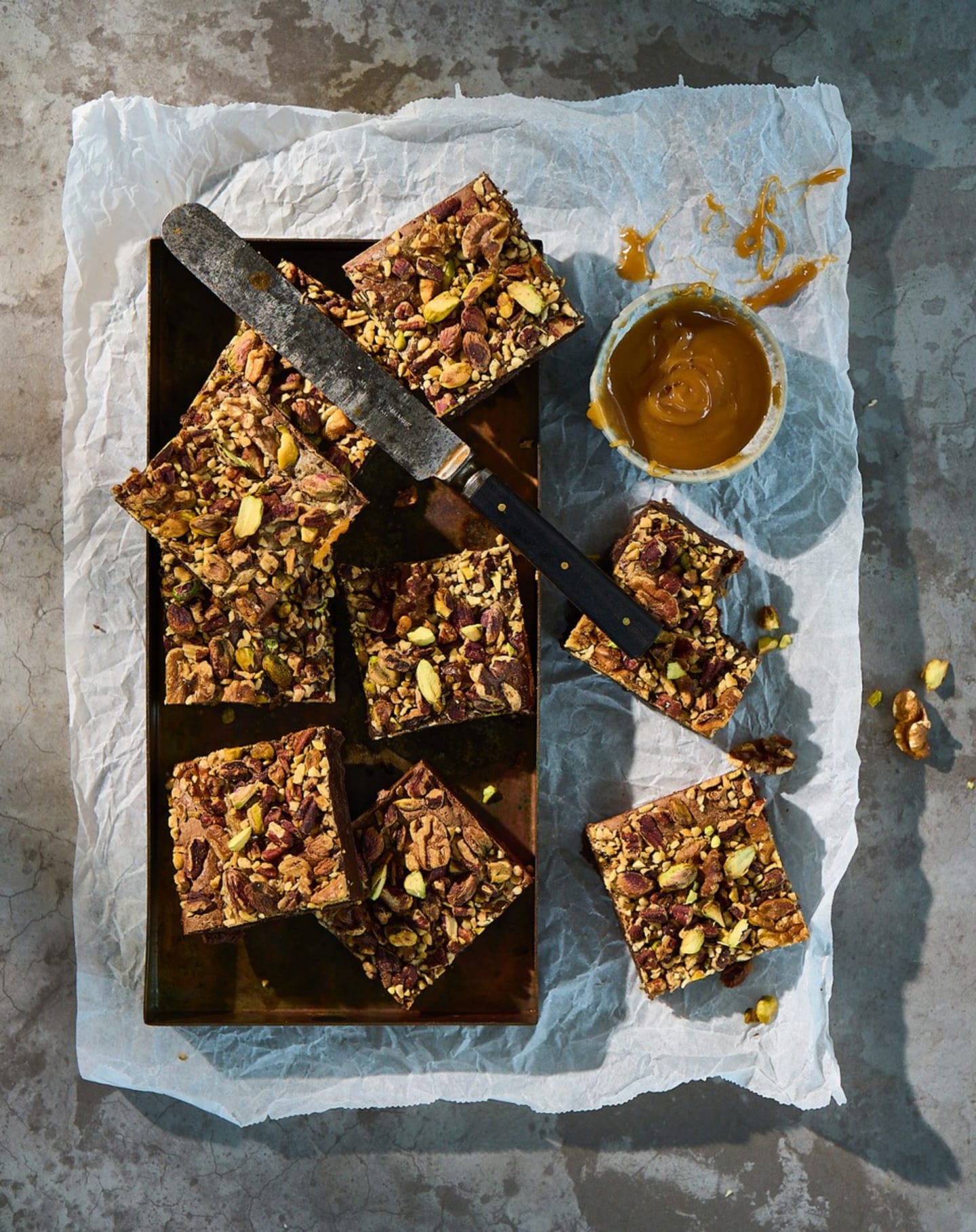 Vegansk Brownie Salt Caramel Nöt 16x100g - Bild 1 av 2