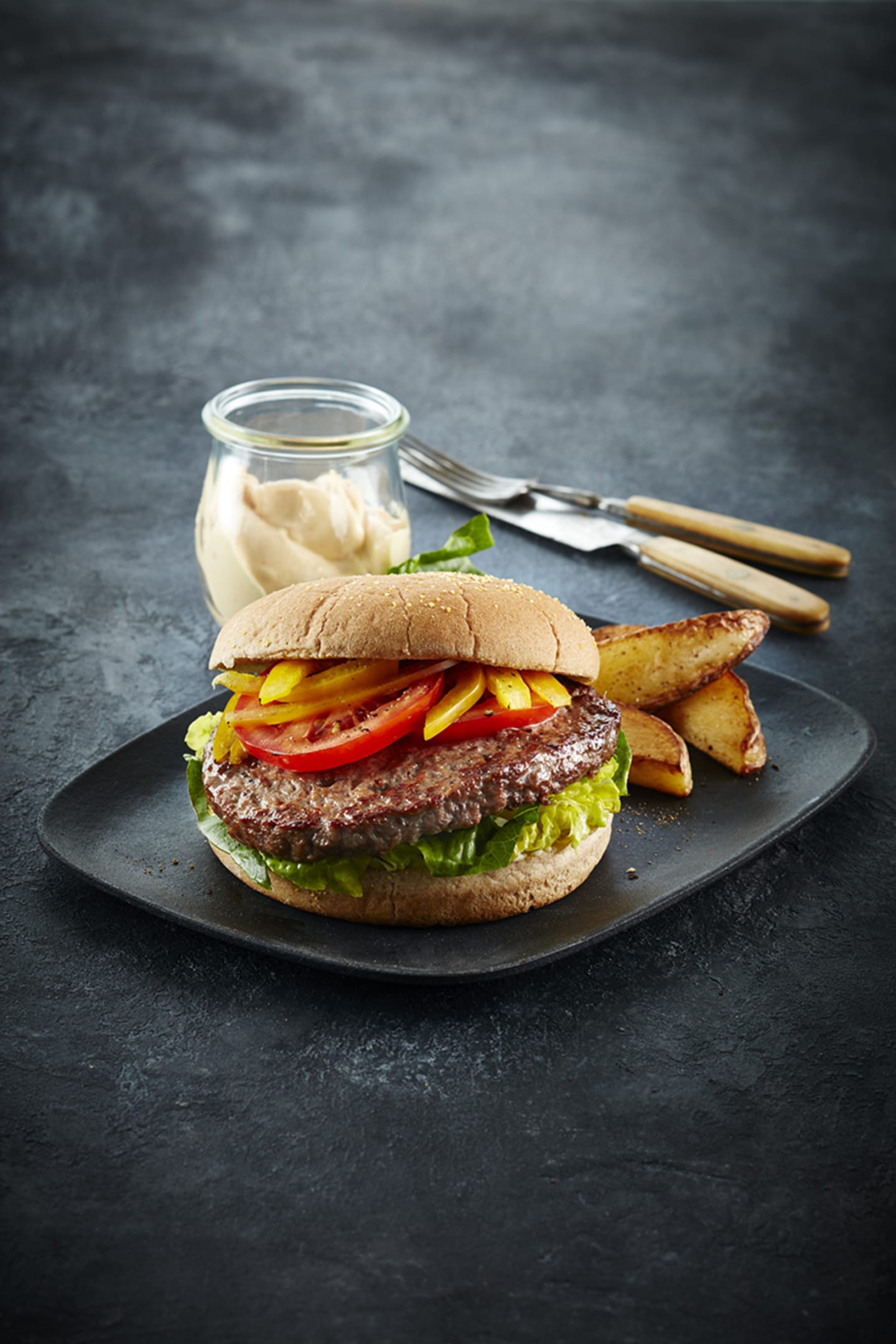 Hamburgare restaurang Angus ostekt 200g - Bild 1 av 3