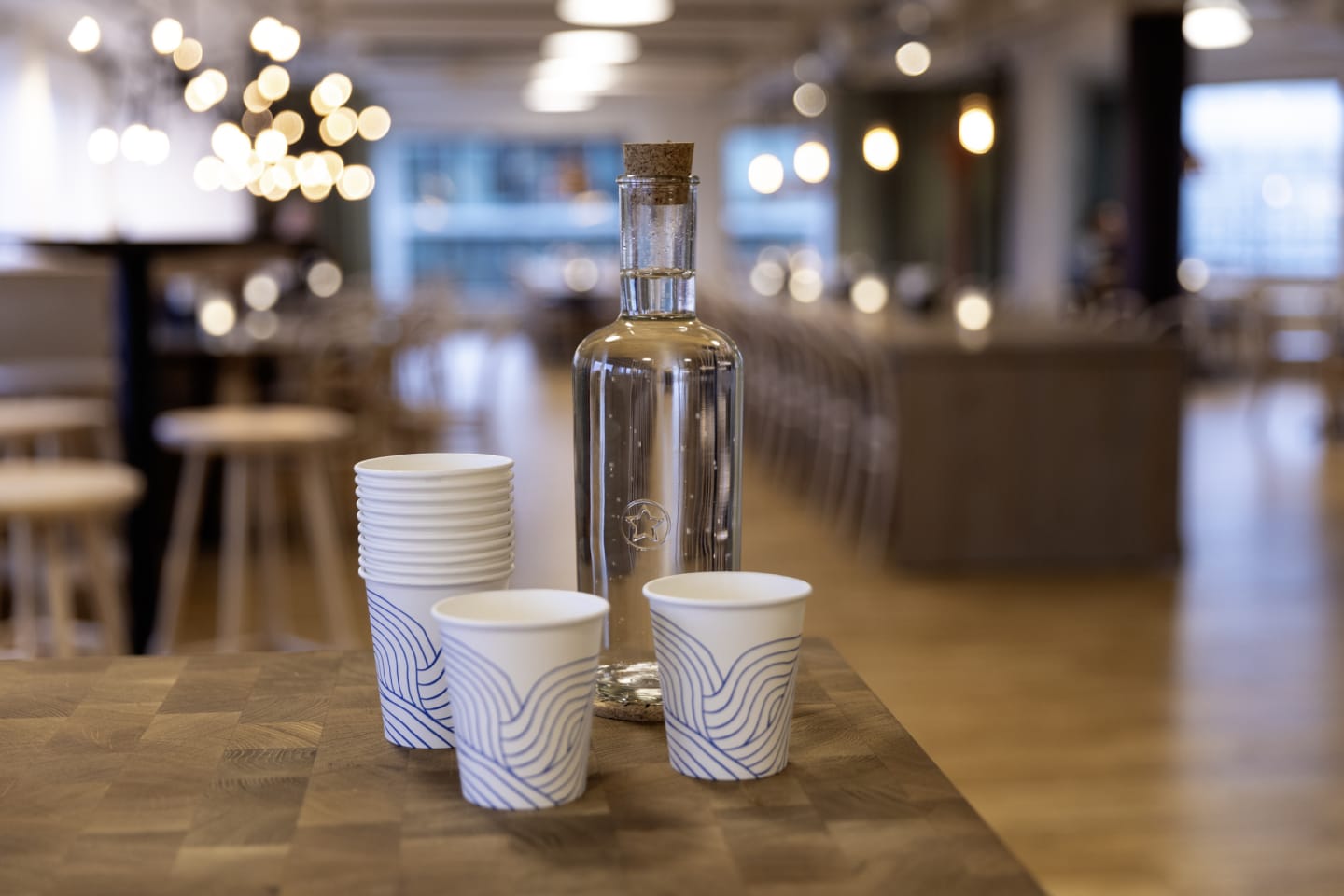 Bägare kalldryck papper 18cl - Bild 1 av 4