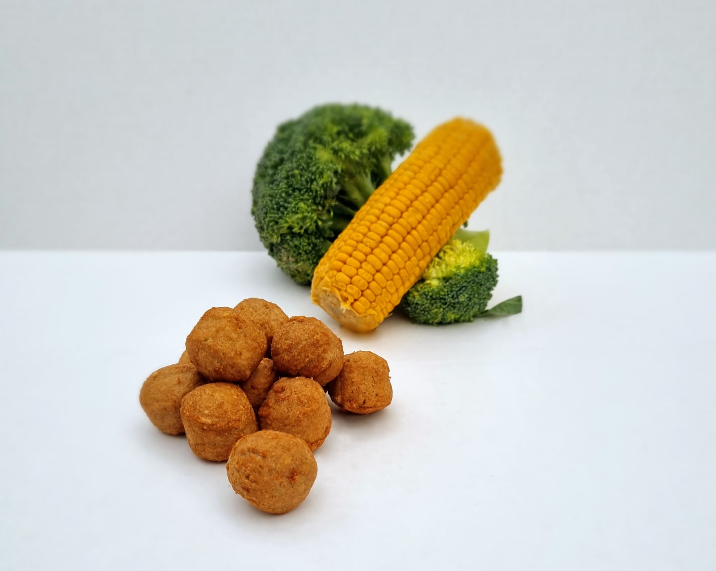 Kycklingköttbullar med grönsaker ca 12g/6kg