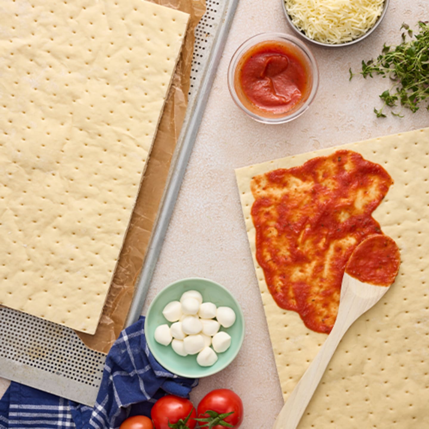 Pan Pizzabotten gastro 870g - Bild 1 av 2