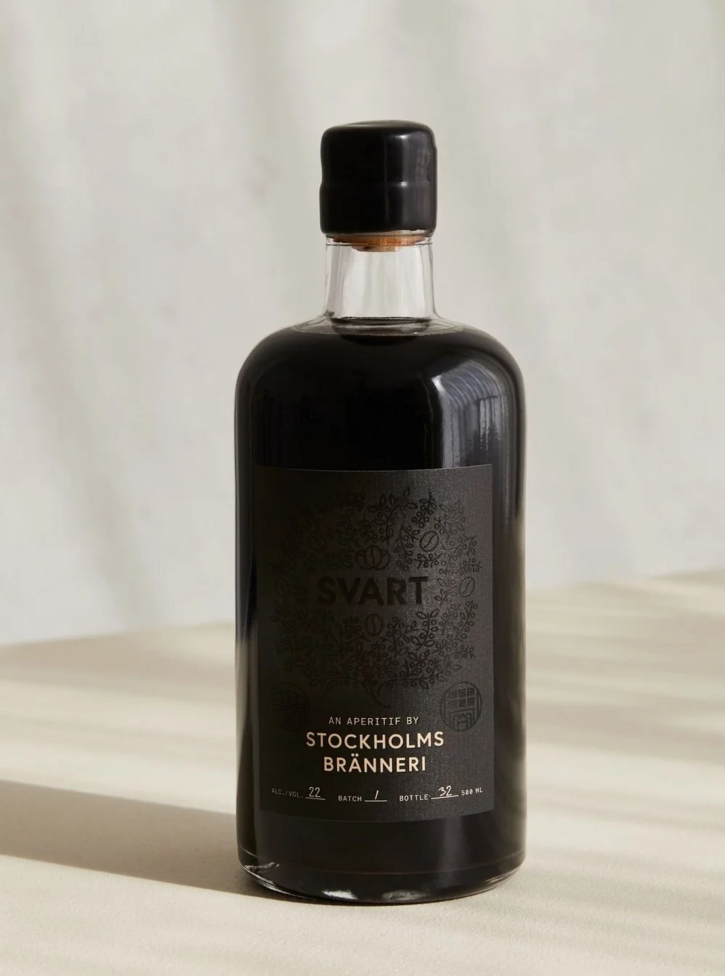 Stockholms Bränneri Aperitif Svart 50cl - Bild 1 av 3